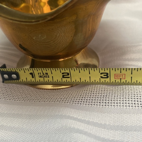 Vintage Brass Handle Basket - Picture 16 of 16